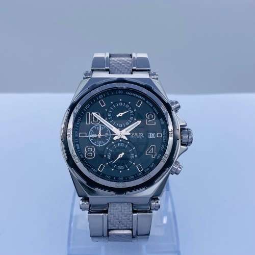*GUESS CHRONOGRAPH LUXURY MENS WATCH* R1 BIDS!!!