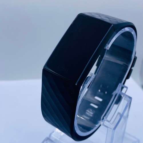 *EXCELLENT FITBIT CHARGE 3 SMARTWATCH* WITH CHARGER!