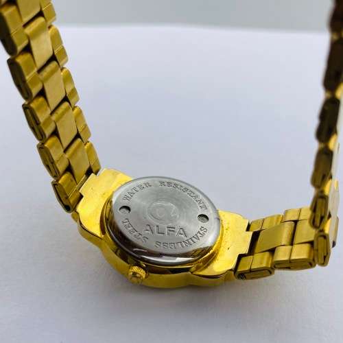 *BEAUTIFUL GOLD ALFA SWISS LADIES DRESS WATCHH* R1 BIDS!