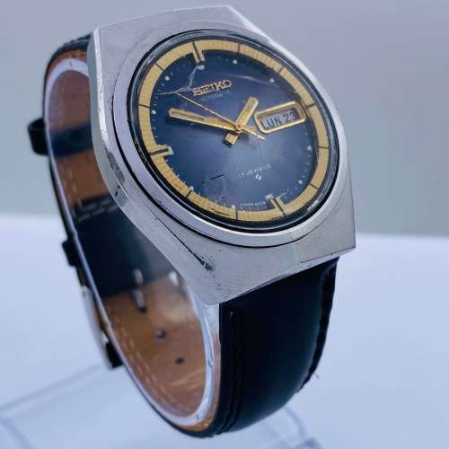 *STUNNING SEIKO AUTOMATIC DAY-DATE MENS DRESS WATCH* R1 BIDS!!!