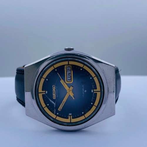 *STUNNING SEIKO AUTOMATIC DAY-DATE MENS DRESS WATCH* R1 BIDS!!!