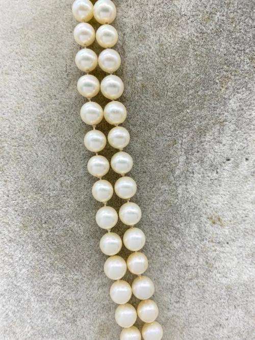 *18CT GOLD SALTWATER PEARL NECKLACE* R1 BIDS!
