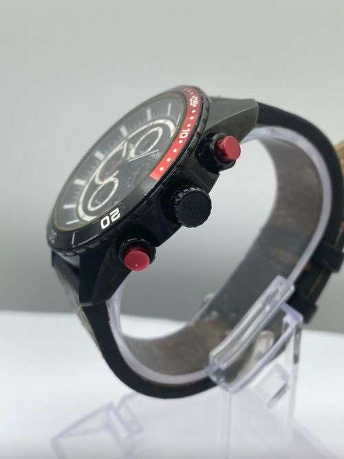 *HUGO BOSS MINIMALIST MENS STEEL DRESS WATCH* R1 BIDS!
