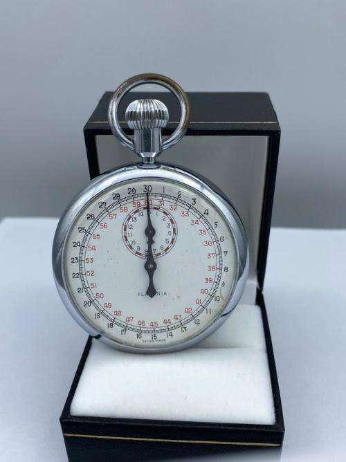 *BEAUTIFUL FLAMINIA SWISS RACING STOPWATCH* R1 BIDS!!!