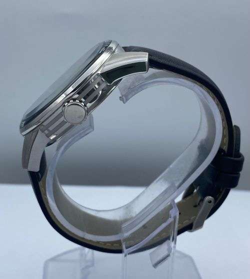 *STERLING CARBON  CHRONOGRAPH MENS WATCH* R1 BIDS!