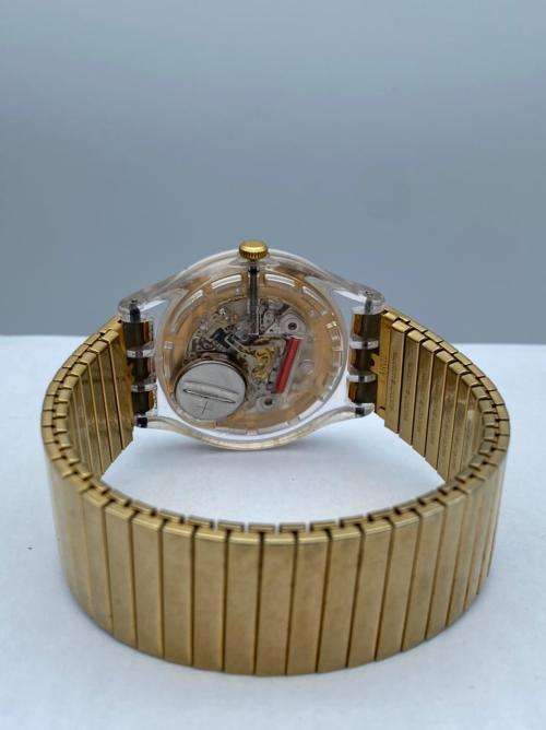 *BEAUTIFUL SWATCH CLEARLY GENT MENS GOLD WATCH* R1 BIDS!