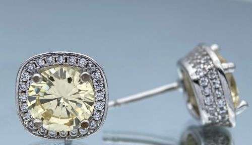 ***LOVELY YELLOW ZIRCONIA SILVER HALO STUDS***