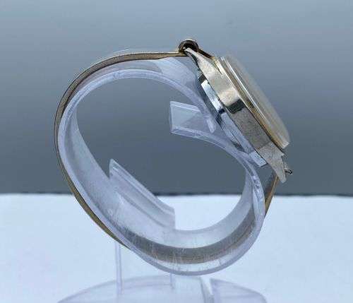 ***ST TROPEZ SWISS LADIES VINTAGE DRESS WATCH*** R1 BIDS