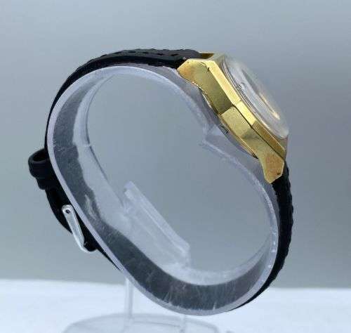 ***STUNNING CYMA CONQUISTADOR AUTOMATIC LADIES WATCH*** R1 BIDS!