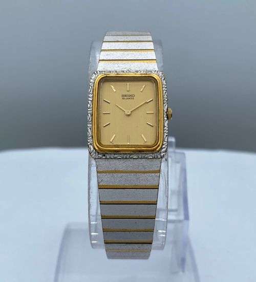 ***STUNNING SEIKO TWO-TONE ENGRAVED LADIES DRESS WATCH***