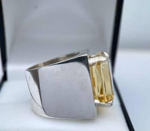 ***CHUNKY SILVER MENS LARGE NATURAL CITRINE RING*** R1 BIDS!!!