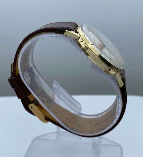 ***VINTAGE SIFARA DE LUXE 17 JEWELS SWISS GOLD WATCH***R1 BIDS!