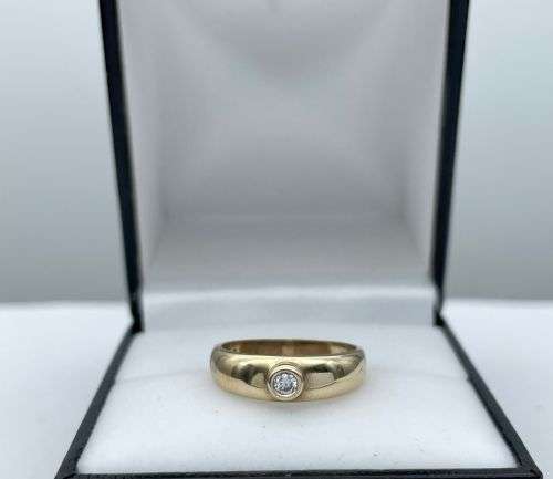 ***LOVELY YELLOW GOLD CLASSIC DIAMOND CYCLOPS LADIES RING* R1 BIDS