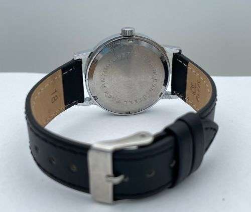 ***RETAIL:R4500 - CLIMAX SWISS 17 JEWELS VINTAGE DRESS WATCH***