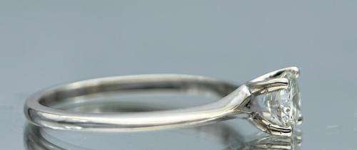 RETAIL:23000 - LUXURY WHITE GOLD 0.55CT DIAMOND ENGAGEMENT RING*