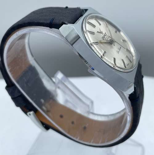 RETAIL:R8000 - BEAUTIFUL CAMY DE LUXE SWISS DRESS WATCH (NEW VINTAGE)