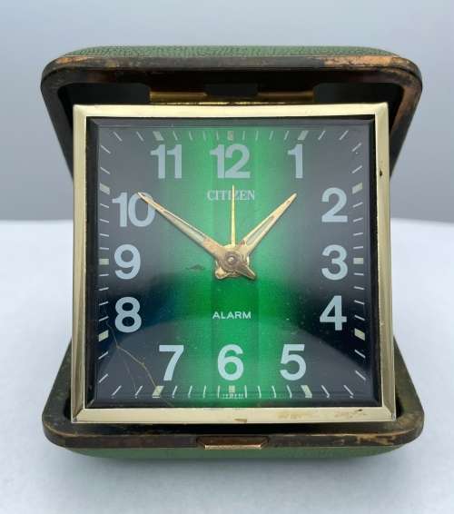 VINTAGE CITIZEN MECHANICAL ALARM TRAVEL CLOCK