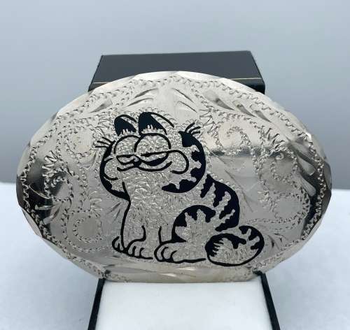 RETAIL:2500 - STUNNING SILVER EPNS GARFIELD BELT BUCKLE!