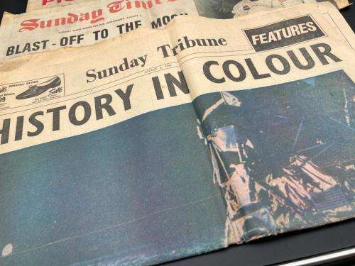RARE VINTAGE 1969 MOON LANDING NEWSPAPERS***R1 BIDS