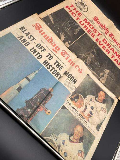 RARE VINTAGE 1969 MOON LANDING NEWSPAPERS***R1 BIDS