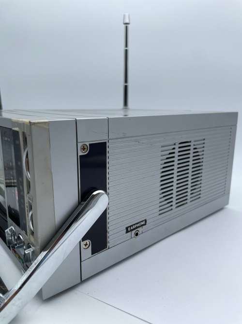VINTAGE 1986 COLLECTORS YOKO PORTABLE TELEVISION - FULLY WORKING!!!