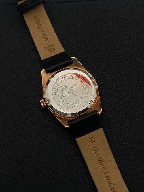 RETAIL:R8000 - CAMY GENEVA 17 JEWELS ART DECO GOLD SWISS WATCH!