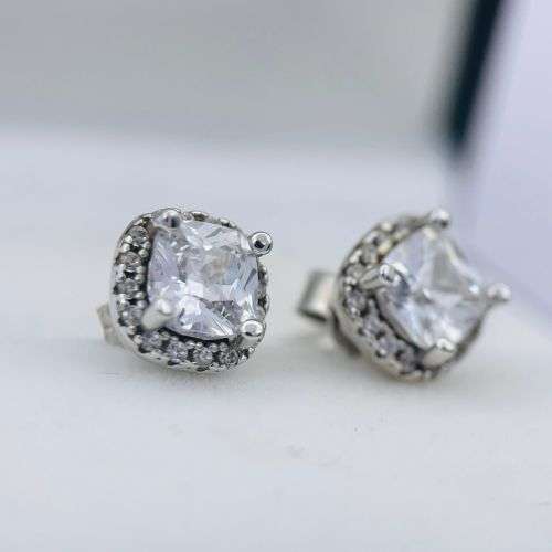 RETAIL: R2800 - AMERICAN SWISS STERLING SILVER HALO EARRINGS!