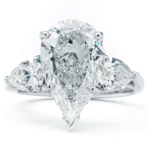 Exquisite Sparkling Teardrop Crystal Ring Size: 5 / J1/2 / 15.70mm