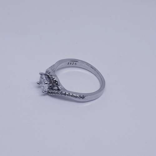 S925 Sterling Silver Swirl 1.00CT Simulated Diamond Ring - Size 7 | P