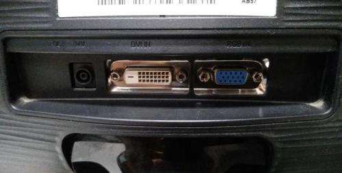SAMSUNG 23b300 23" Full HD 1920 x 1080 "PLEASE CHECK THE DESCRIPTION"