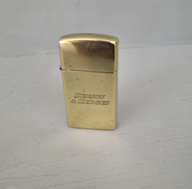 Vintage Slimline Zippo Lighter