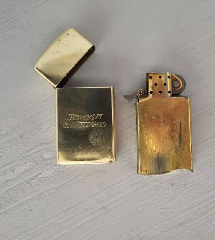Vintage Slimline Zippo Lighter