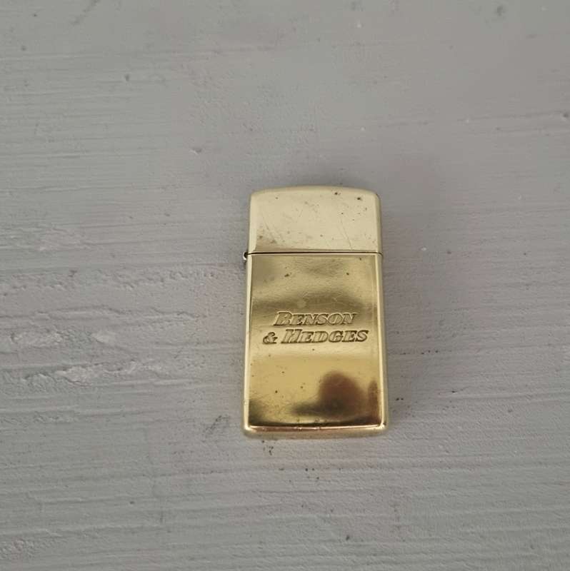 Vintage Slimline Zippo Lighter