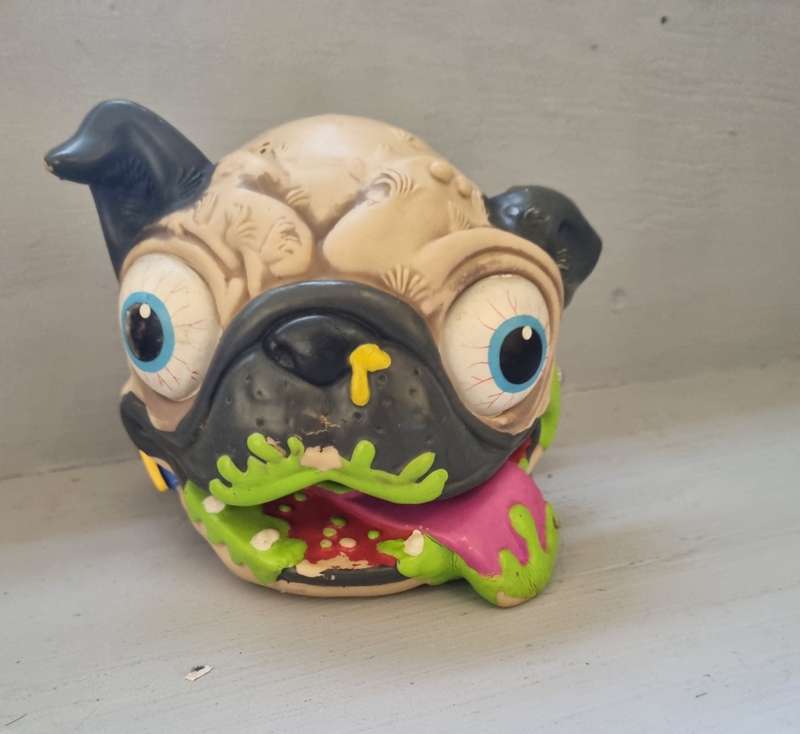 The Ugglys The Gross Electronic Pup-Pet Pug