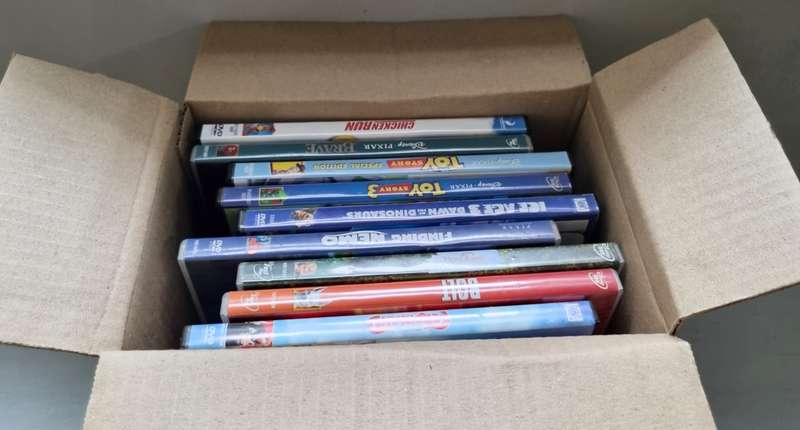 9 Kids DVD`s