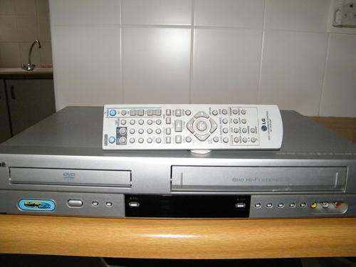 LG DVD/VCR combo V161