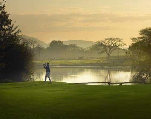 LUXURY KRUGER ESCAPE! R16 800 VALUE!!! SABI RIVER SUN 6 SLEEPER 10-02 > 17-02 (7 NIGHTS)