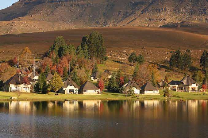 LUXURY BERG ESCAPE! R16 100 VALUE!!! CASTLEBURN APT 6 SLEEPER 24-01 > 31-01 (7 NIGHTS)