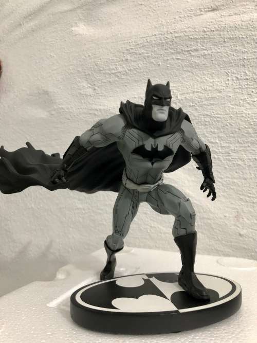 ULTRA-RARE | BATMAN BLACK AND WHITE STATUE NO.41 - NOT LIMITED EDITION