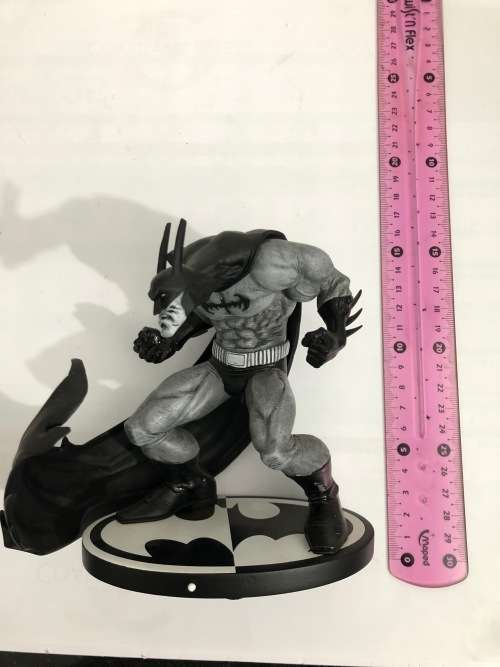 ULTRA-RARE | BATMAN BLACK AND WHITE STATUE NO.40 - NOT LIMITED EDITION