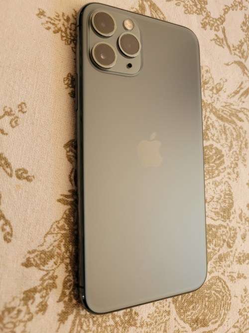 Apple iPhone 11 Pro 64GB Midnight Green (Mint condition with box - 91% battery)
