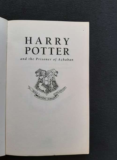 Harry Potter and the Prisoner of Azkaban - J.K.Rowling
