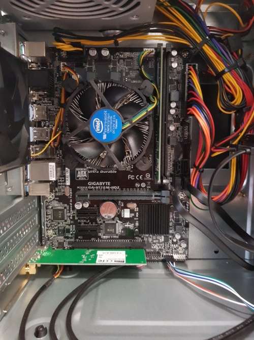 *** 7th Gen i5 Tower *** Core i5 (7400) + 4gb (ddr4) + 500GB