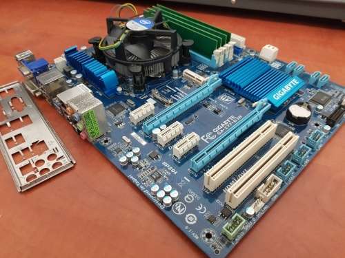 ****GAMING COMBO*** 3rd Gen Core i7 3770 (3.9Ghz)  + Gigabyte Mobo + 4GB ddr3 Ram