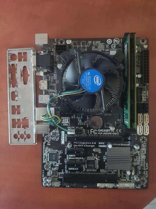 ****COMBO*** 4th Gen Core i5 -4590(3.7Ghz)  + Gigabyte  Mobo + 8GB ddr3 Ram