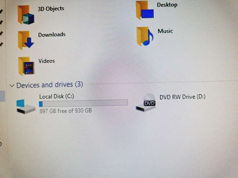 HP All in One PC - i3 6th + 8gb + 1tb