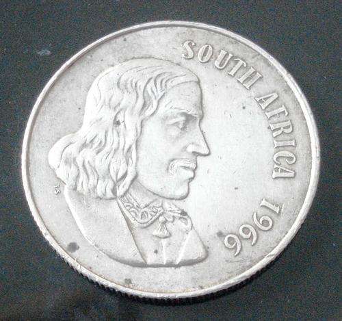 R1 SILVER COIN 80% SILVER CONTENT 15 GRAMS TWO COINS FOR SALE