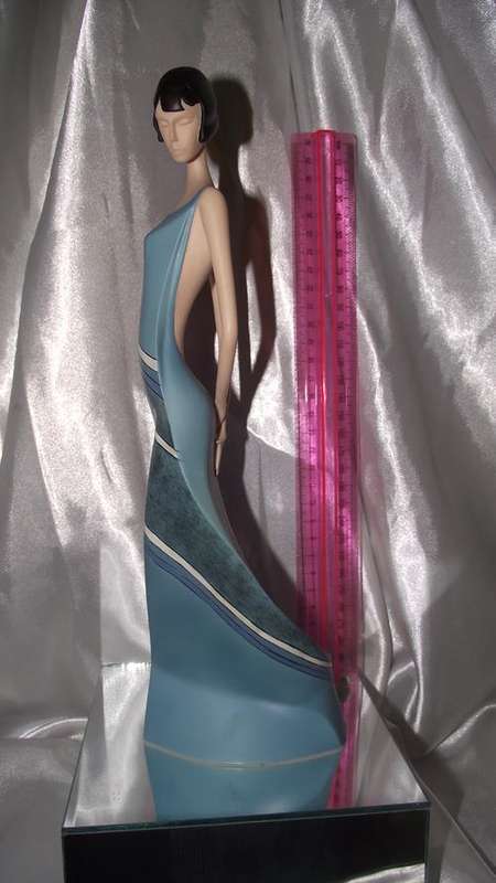 **ART DECO** BEAUTY AND ELEGANCE PERSONIFIED 30CM.SCULPTURE SIGNED BY DEAN KENDRICK ''SERENDIPITY' '