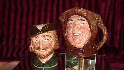 MAKE ME AN OFFER ON THIS **WOW ** RARE. ROBIN HOOD $170 COLOURWAY, . AND FRIAR TUCK $450 TOGETHER.