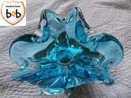 STUNNING LIGHT BLUE MURANO ASHTRAY 12CM X 5.5CM ( VERY UNUSUAL COLOUR ) MINT CONDITION